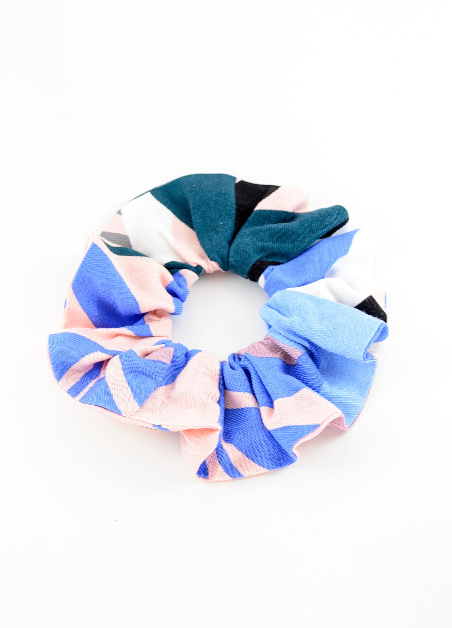 Alice scrunchie in blush Oslo Leaves