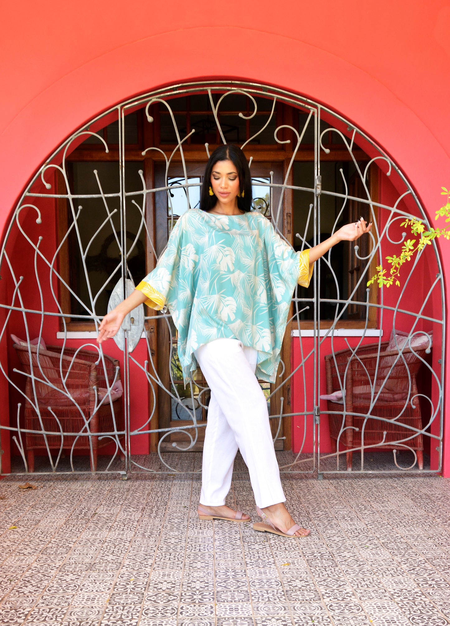 Alina kaftan top in Santorini Palms print