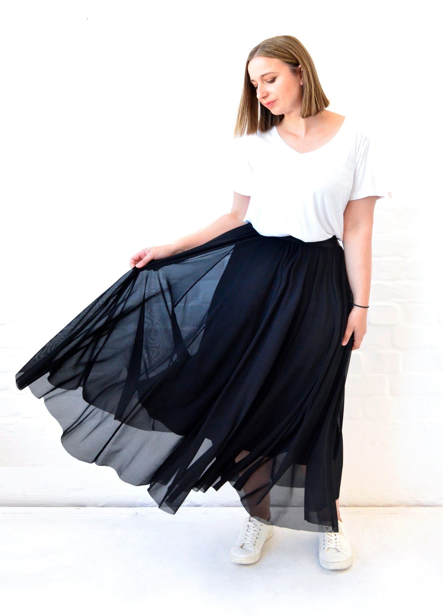 Angelica circle skirt in Black
