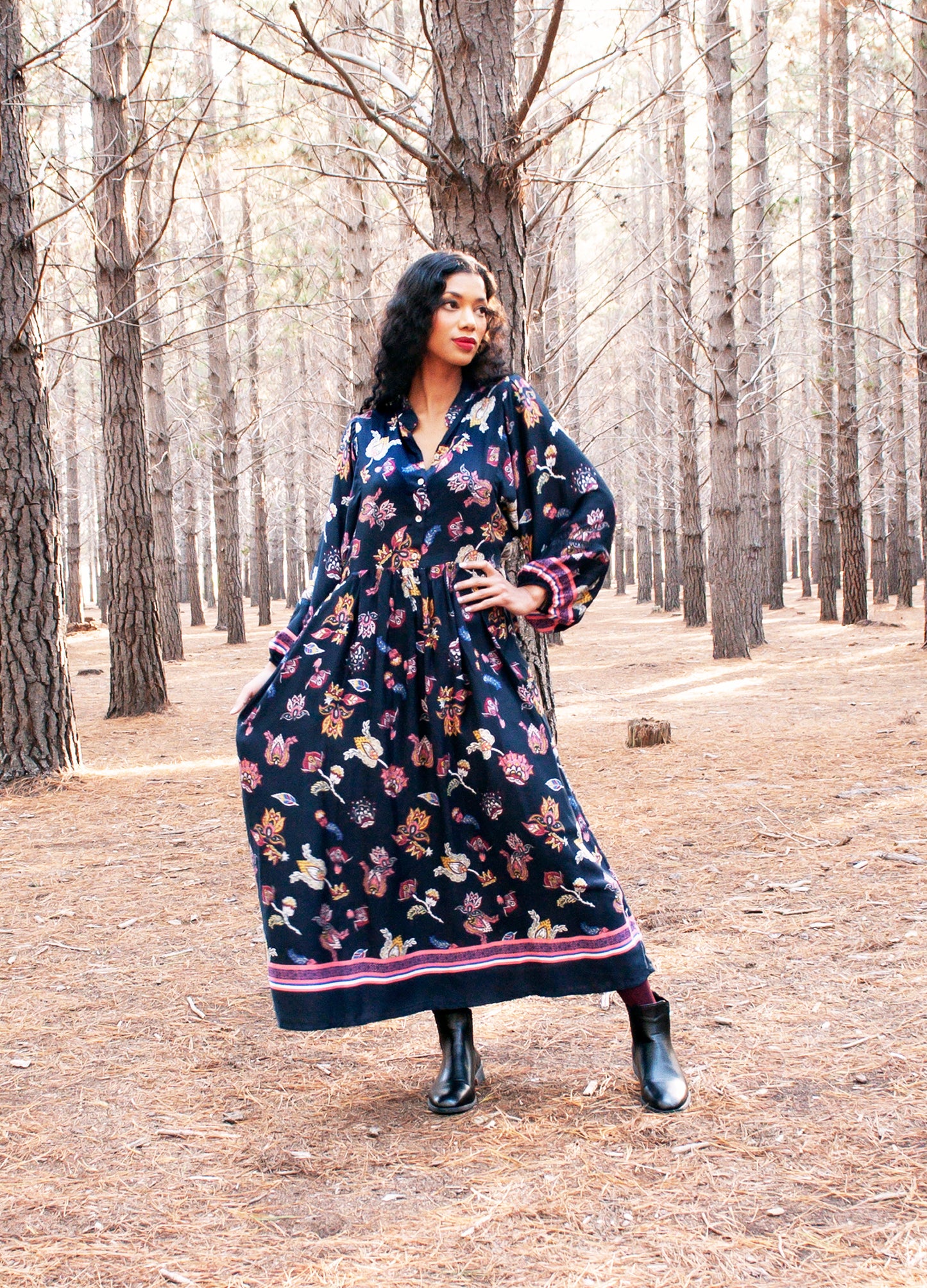 Aria kaftan dress in navy Luna Paisley print