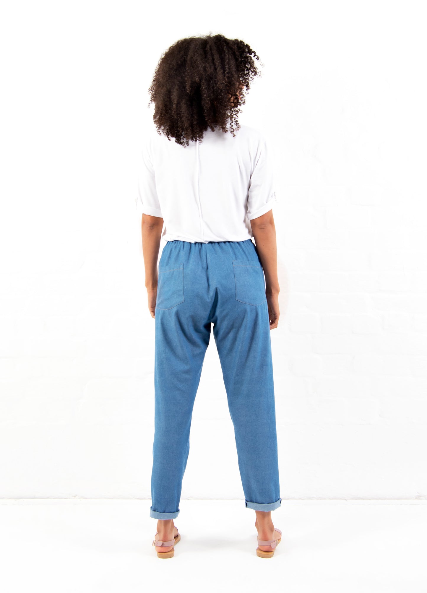 Bella Jogger in soft Denim size 32