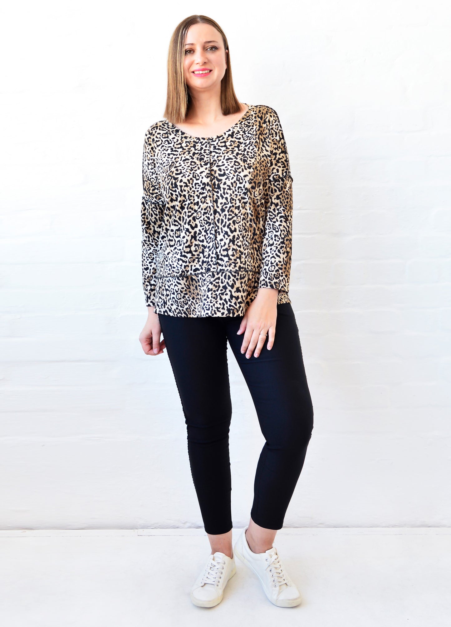 Brooke Pullover in stone Lynx rib