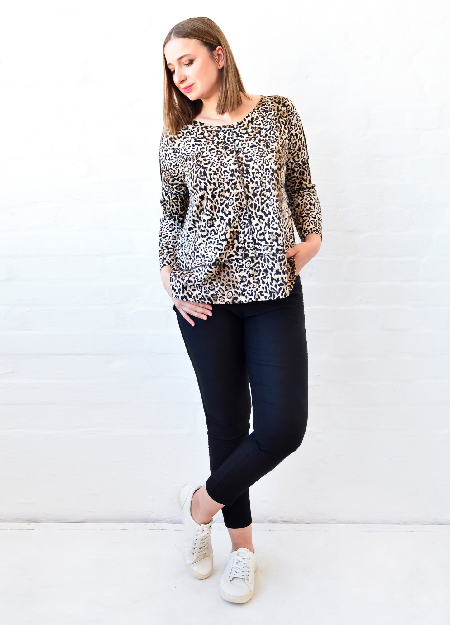 Brooke Pullover in stone Lynx rib