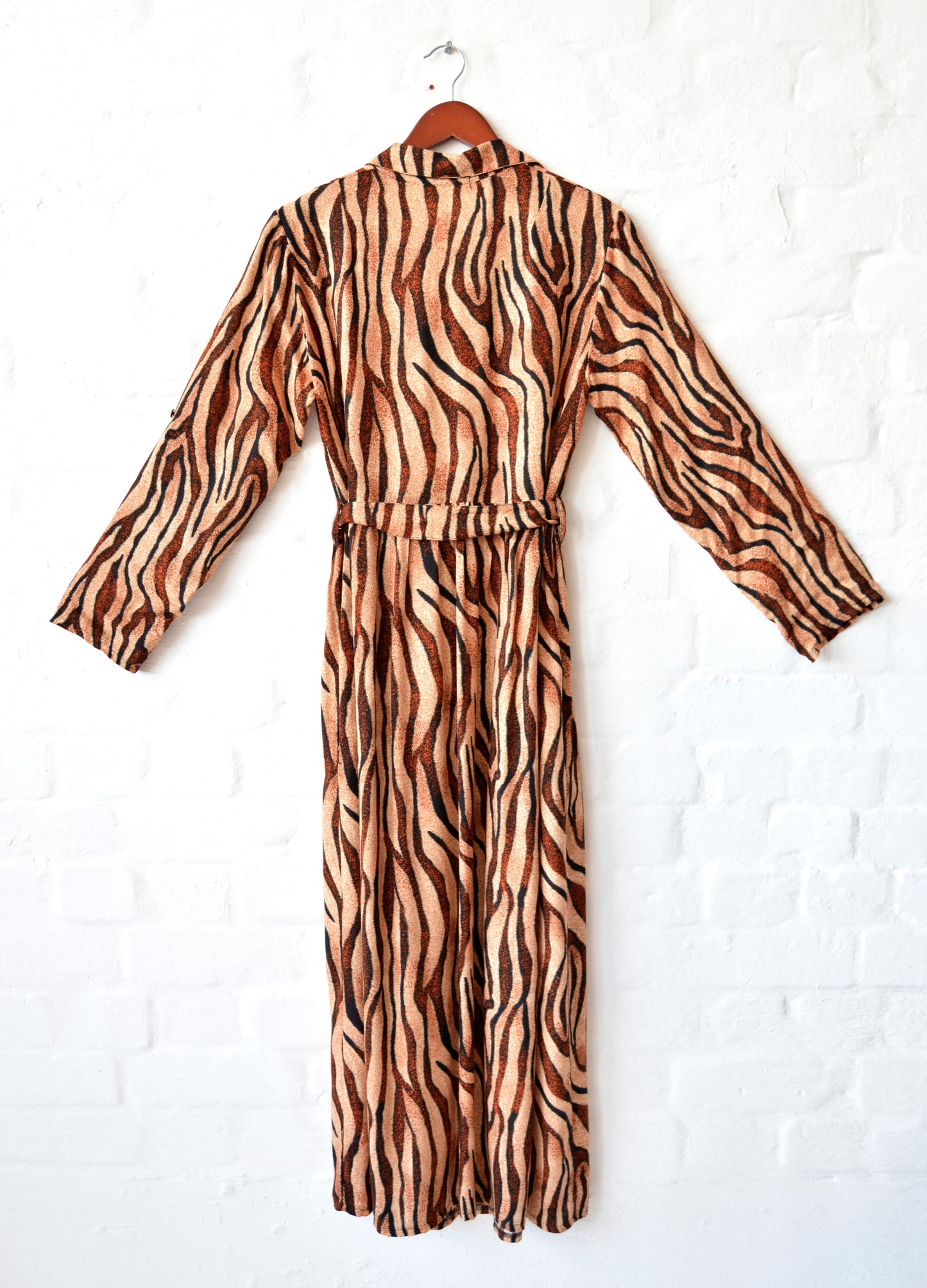 Ivy Shirt Dress in caramel Tiger Wave print