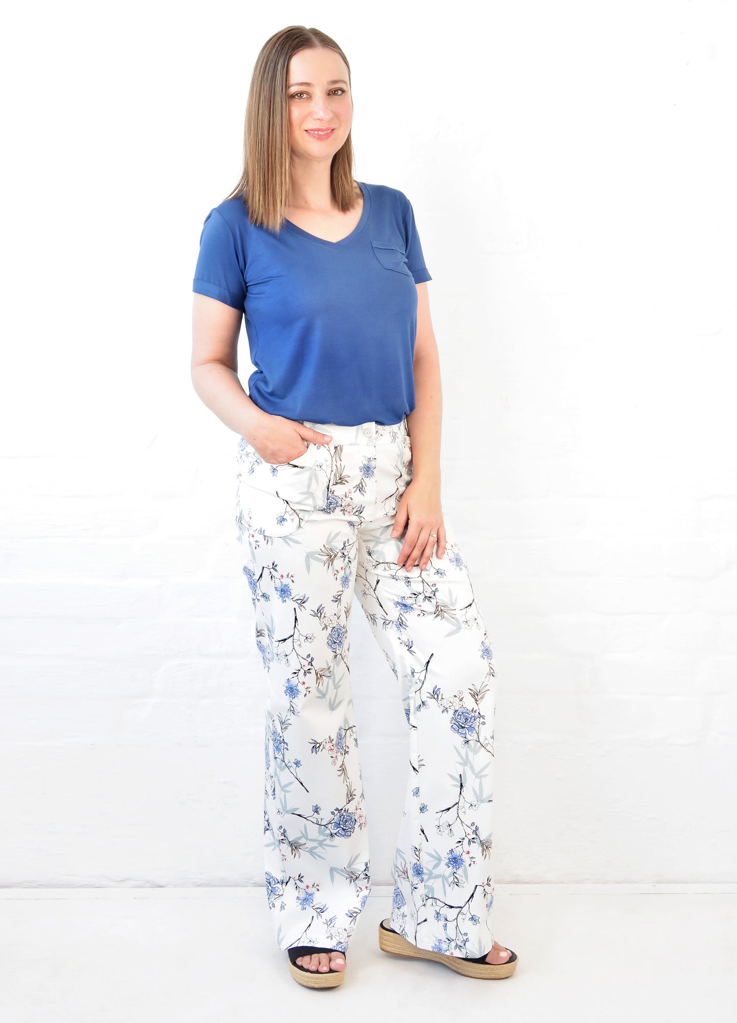 Jessica wide-leg trousers in ivory Sakura print