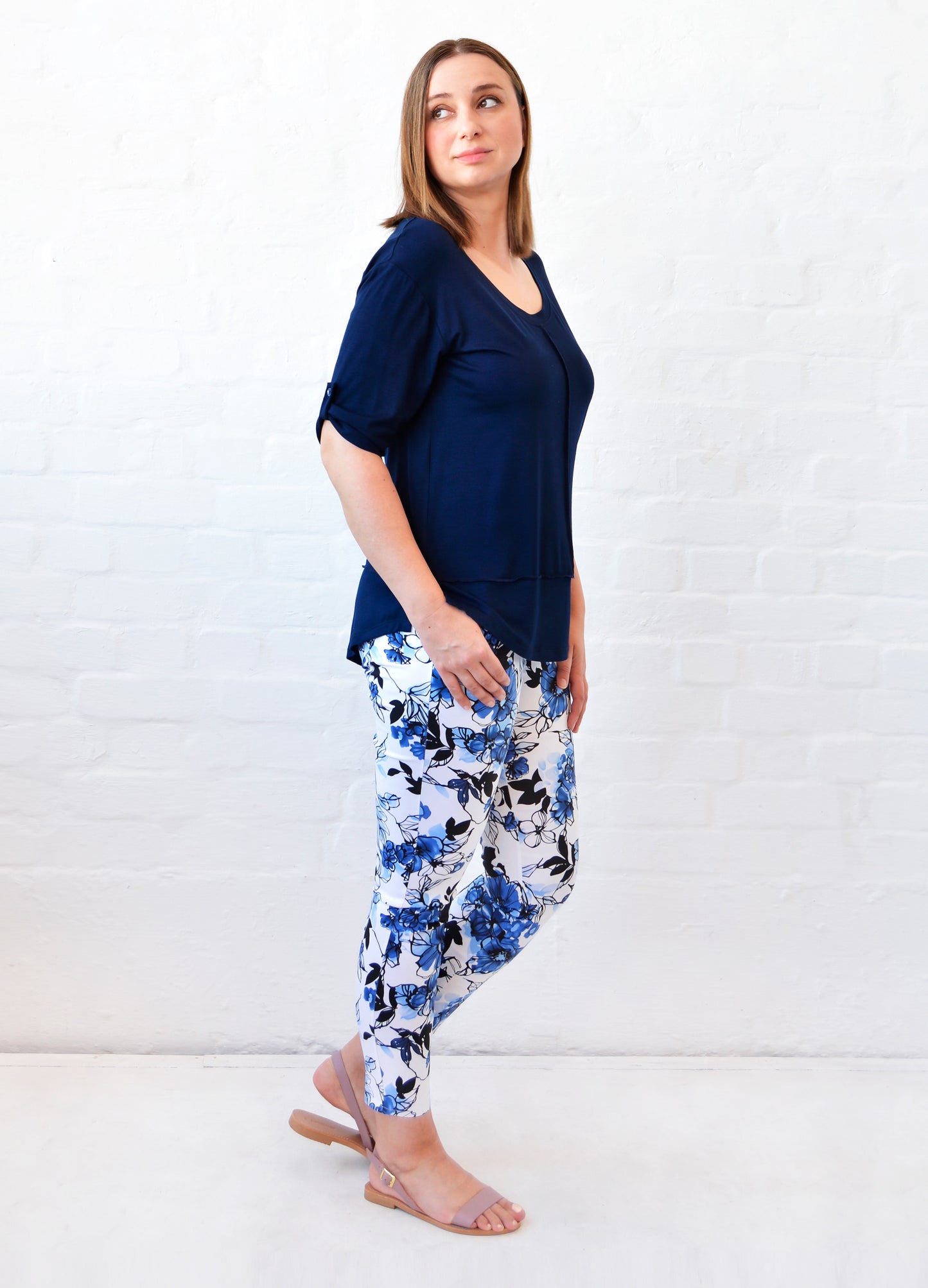 Lourdes easy-fit T-shirt in Navy