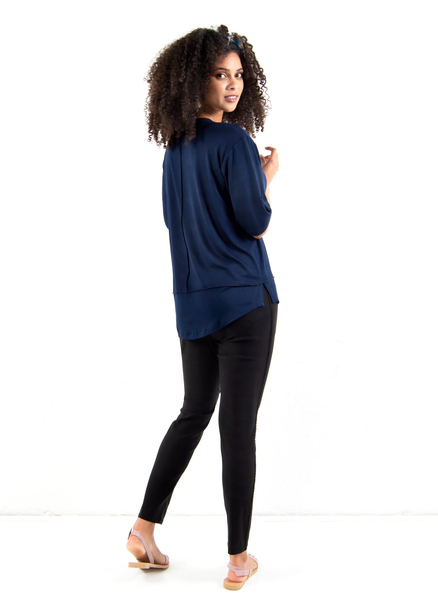 Lourdes easy-fit T-shirt in Navy