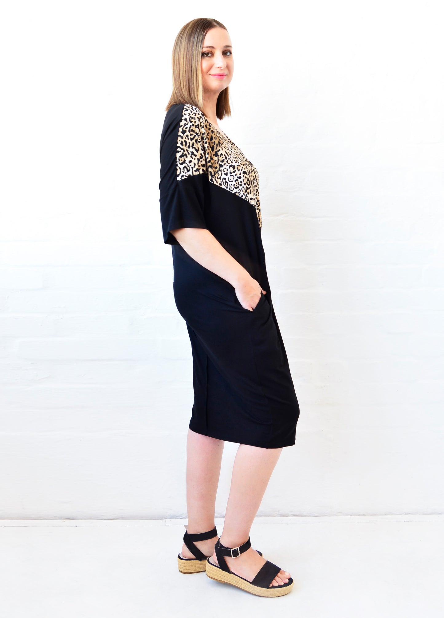 Manon Dress in black & stone Lynx rib