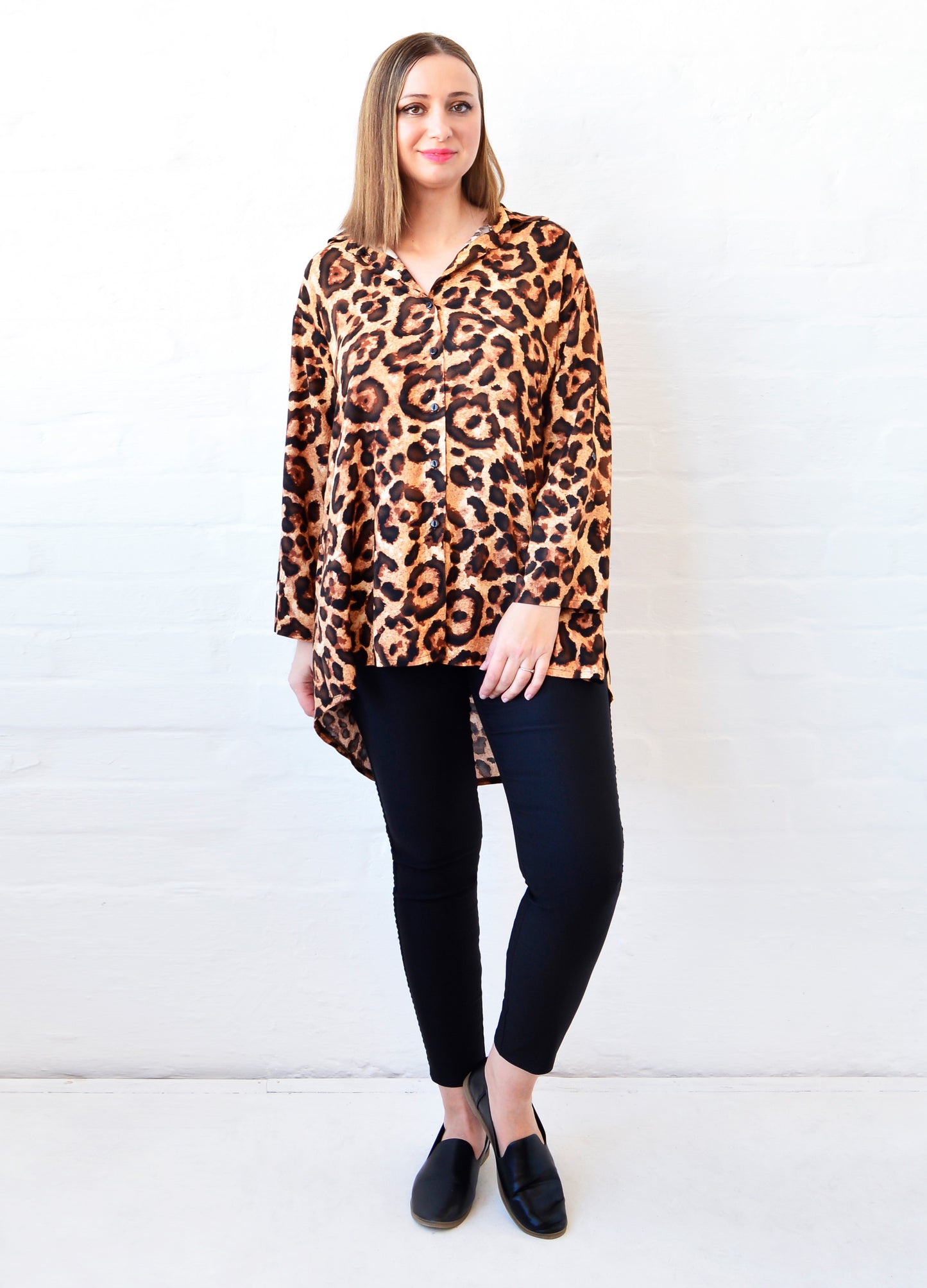 Michelle Box Shirt in coco Classic Leopard