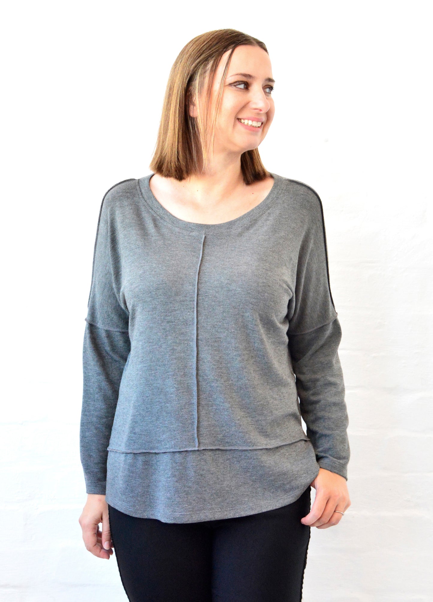 Nelly pullover in Pebble Melange