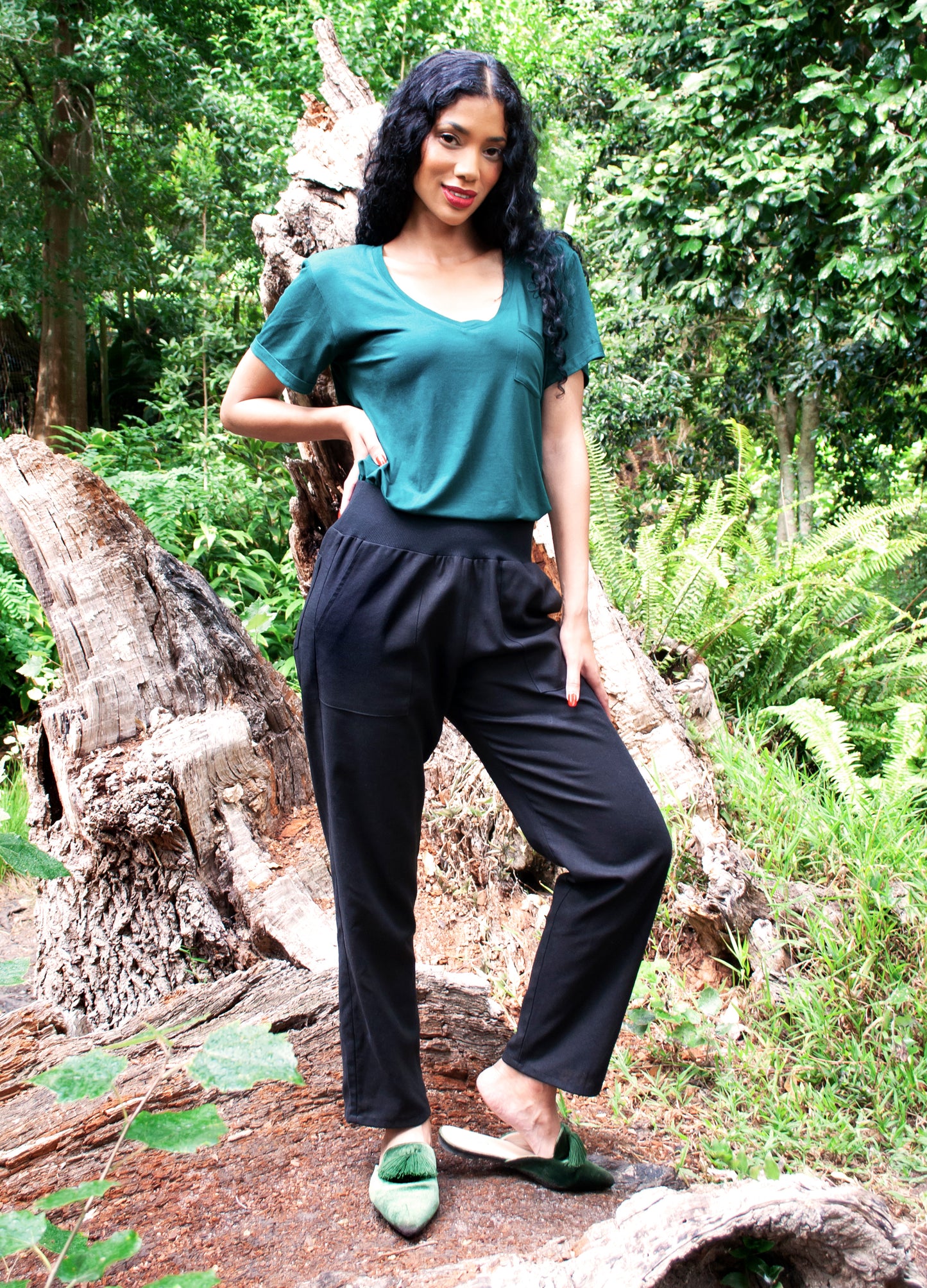River jogger in Black linen blend