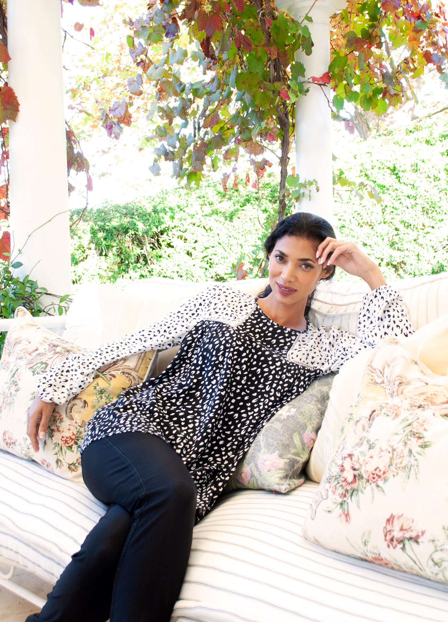 Ruby blouse in black Spot Leopard print