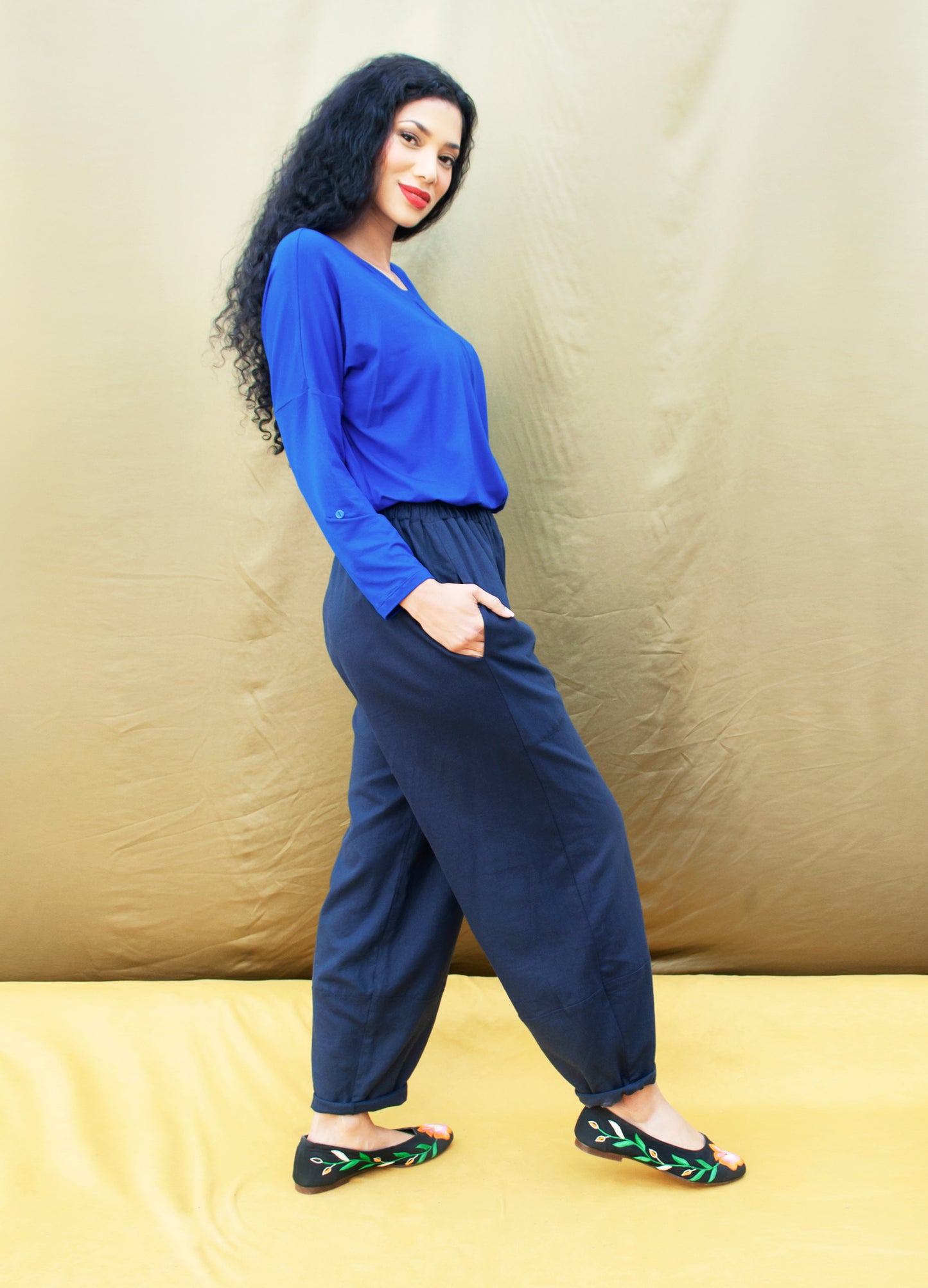 Sophie trousers in Navy linen blend
