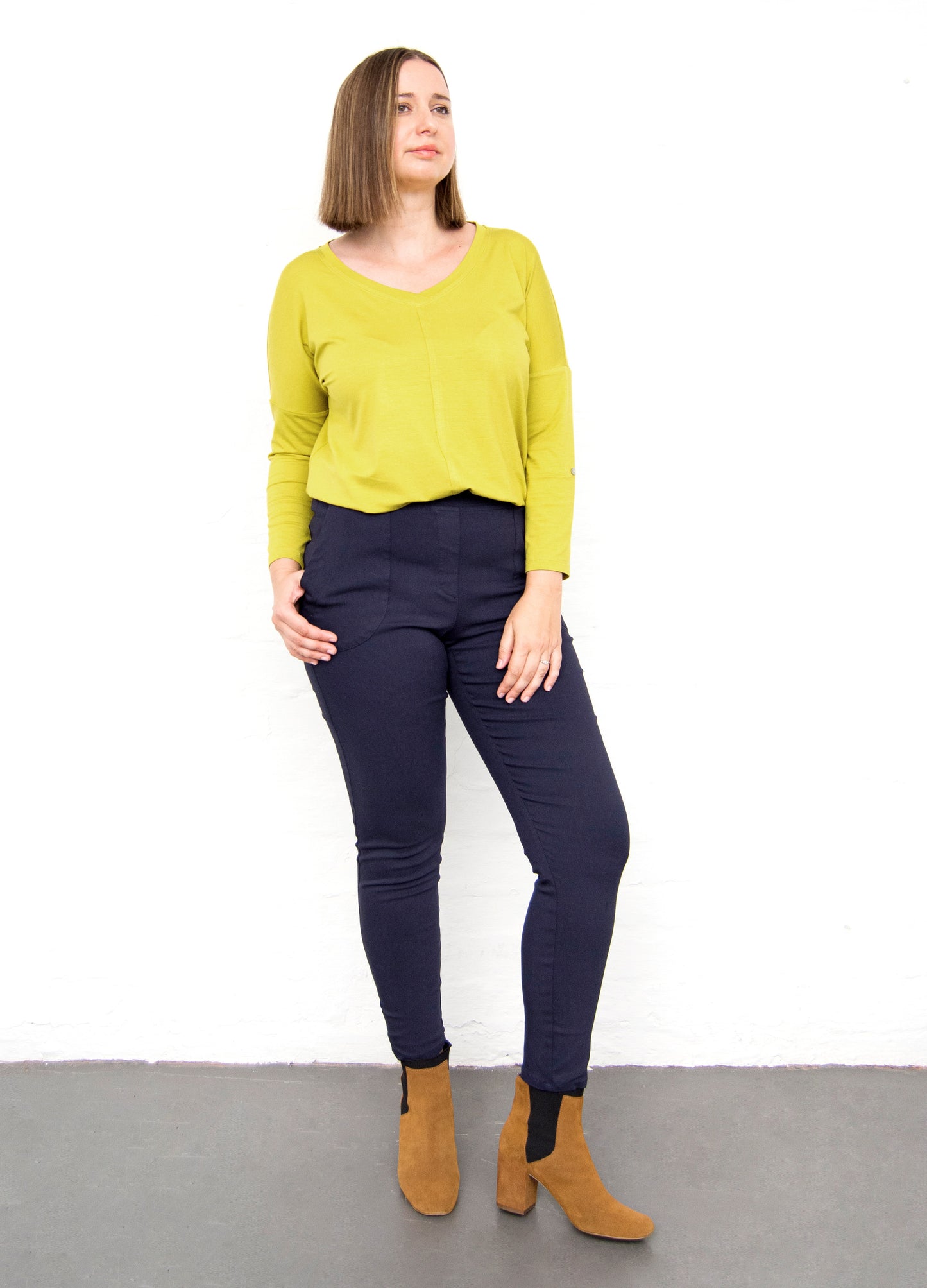 Paloma jogger in Navy