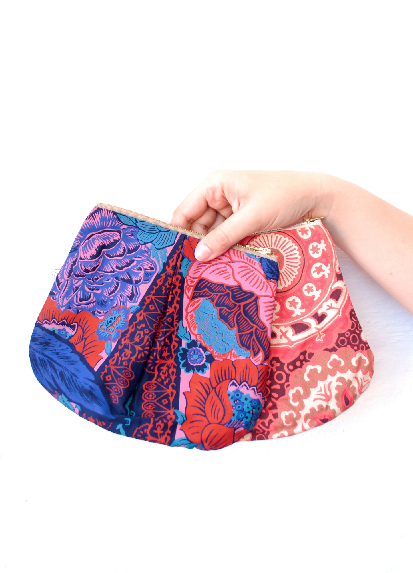 The Charlotte purse in burnt coral Casablanca print