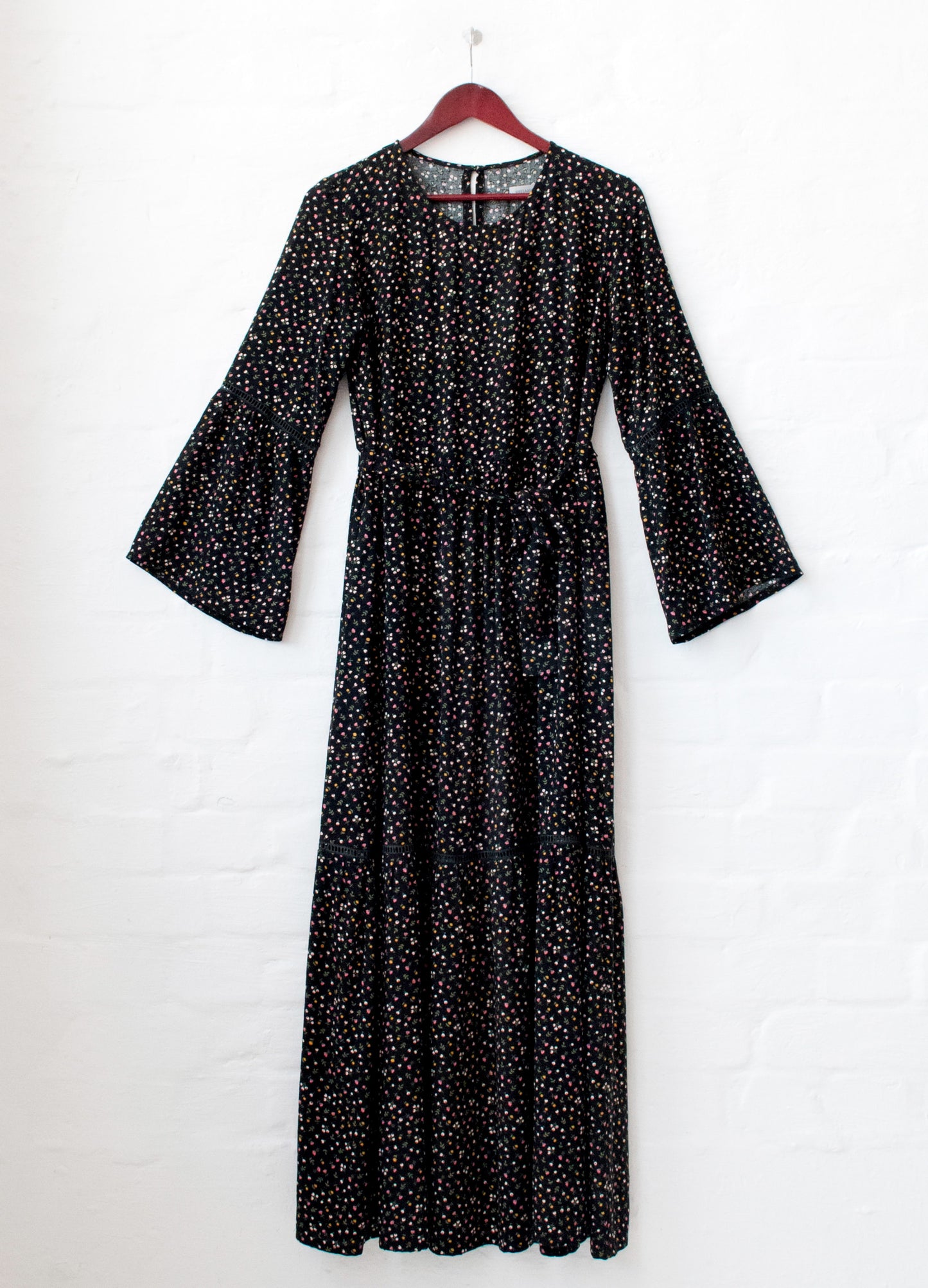 Delphine dress in black La Primavera print size 34