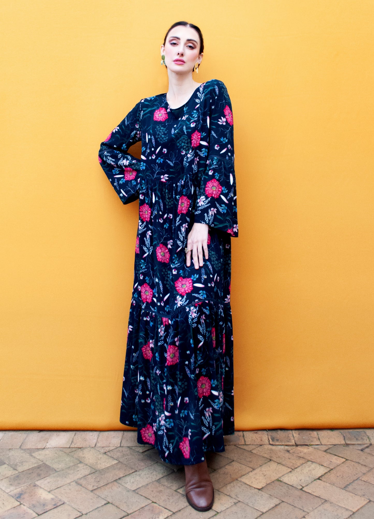Delphine Dress in navy Peony Perfection size 34