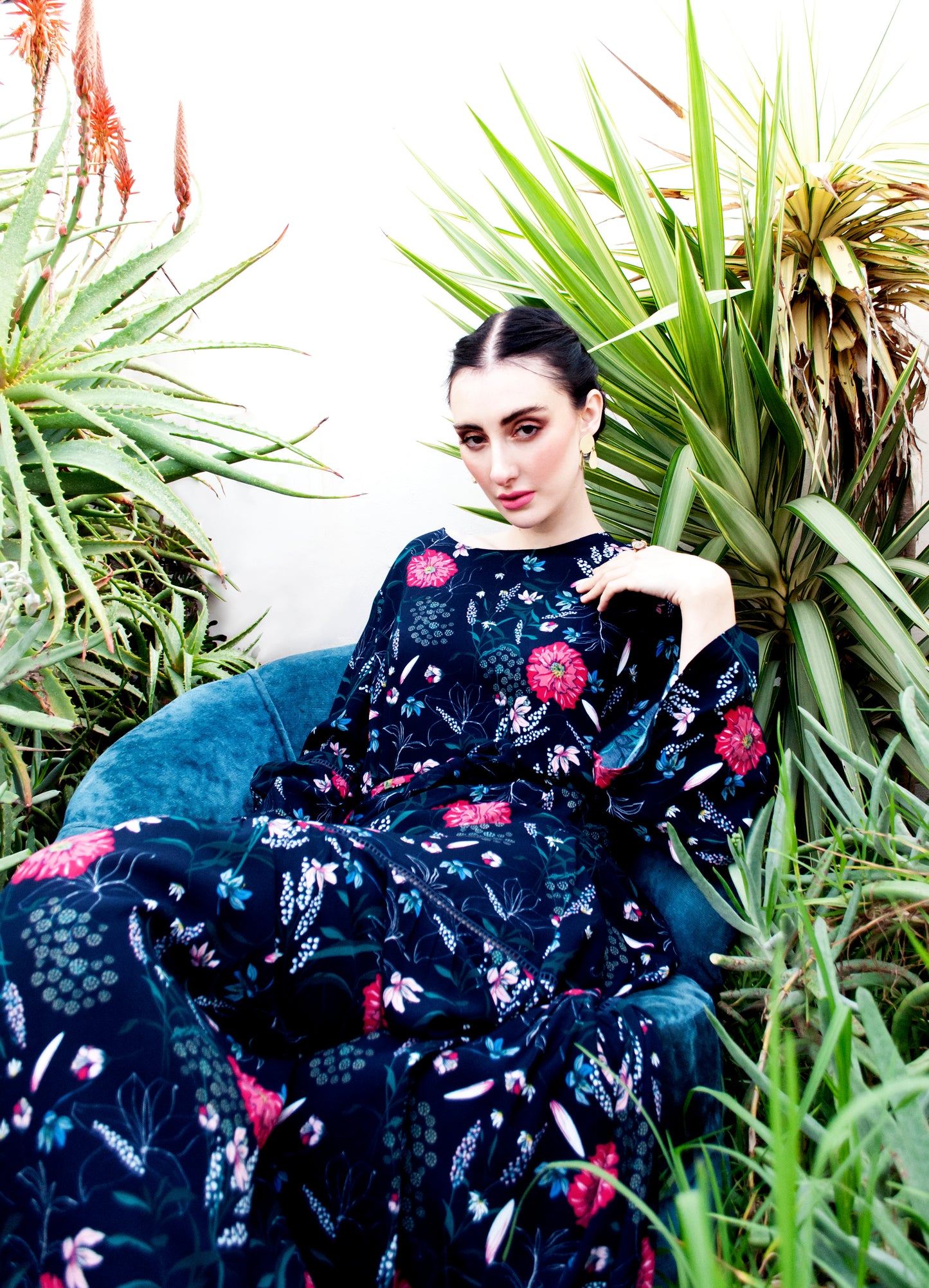 Delphine Dress in navy Peony Perfection size 34