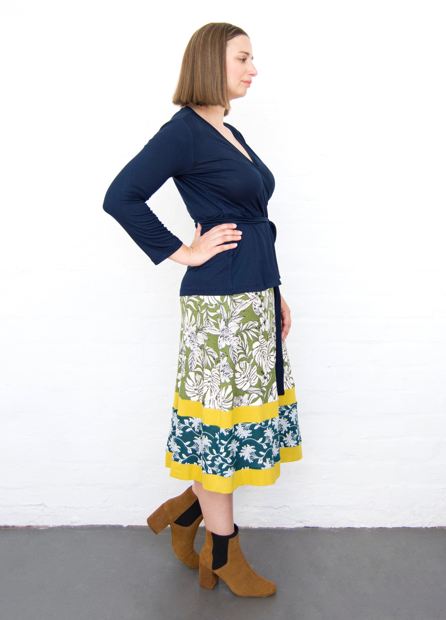 Elliot wrap top in Navy