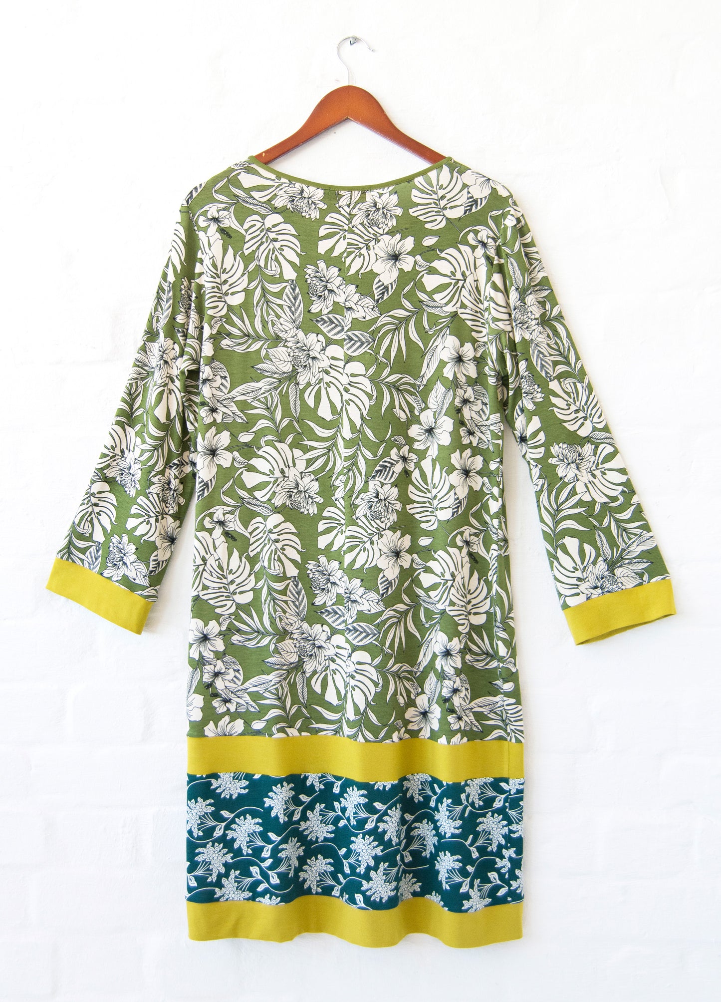 Neve shift dress in olive Carolina Floral