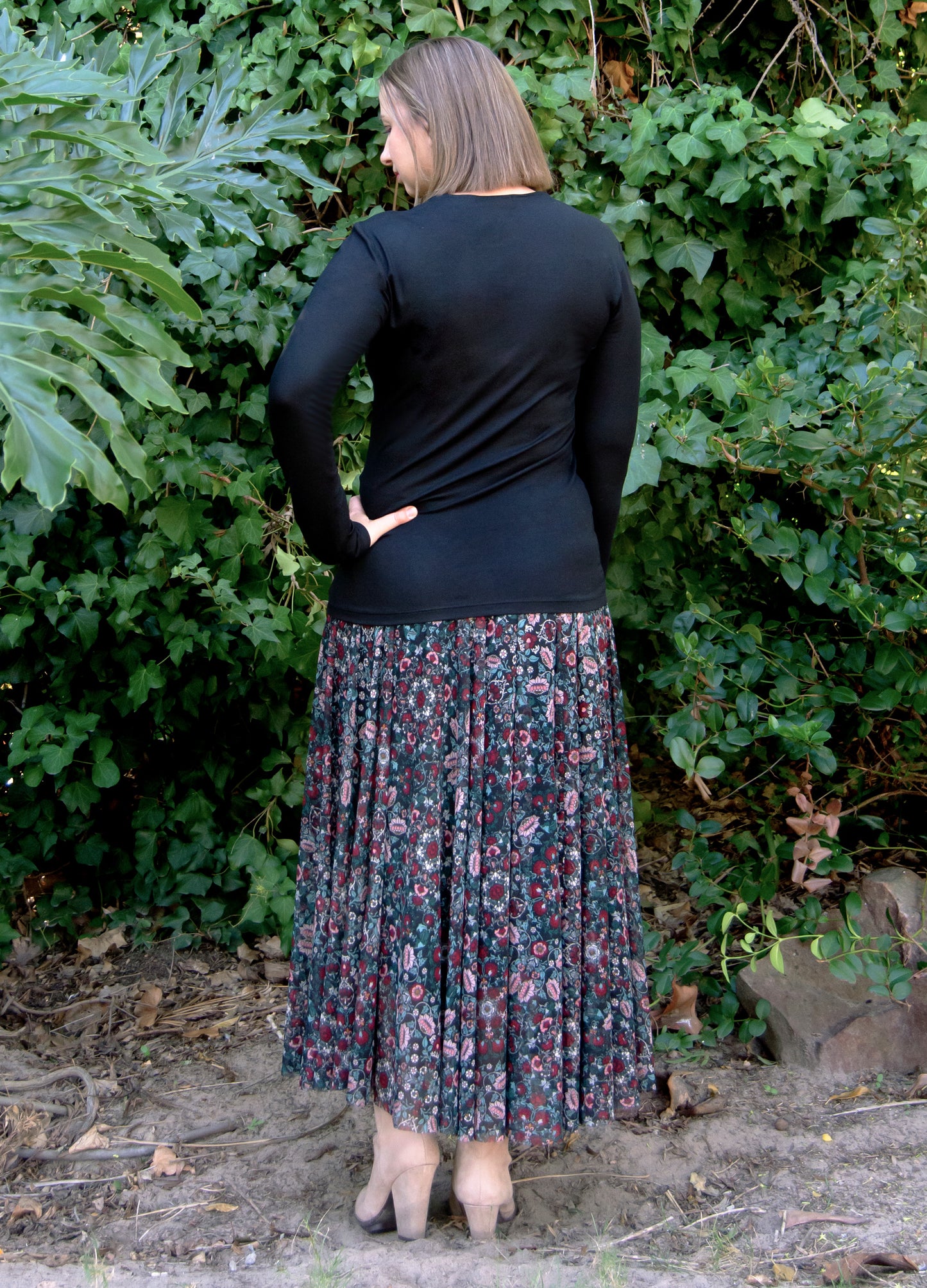 Nigella Crew Neck in Black