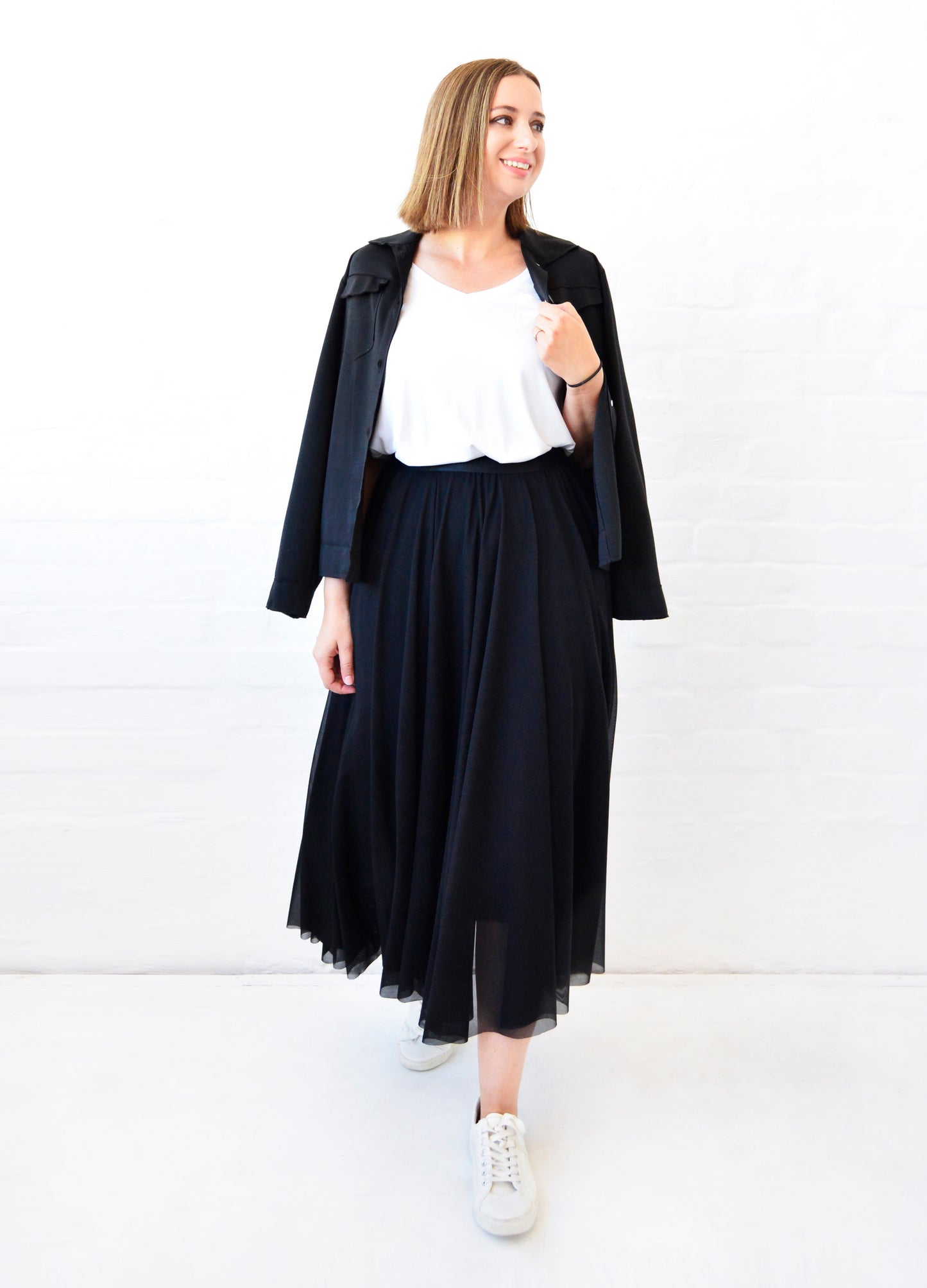 Angelica circle skirt in Black