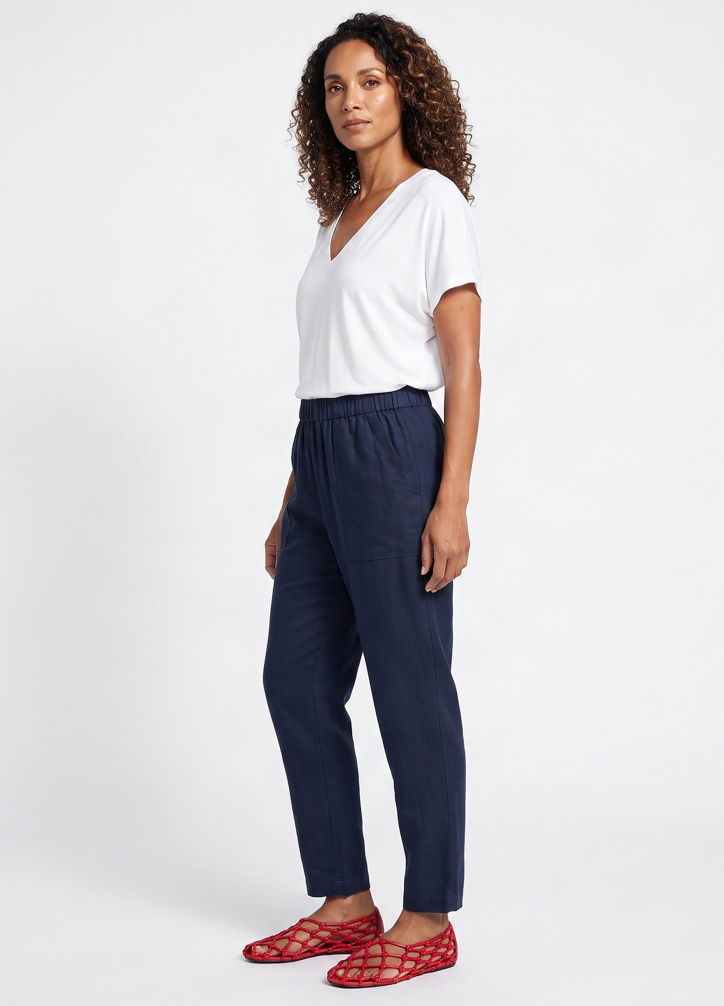 Bella jogger in Navy linen blend