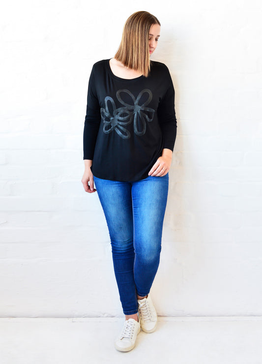 Flora Pullover in Black