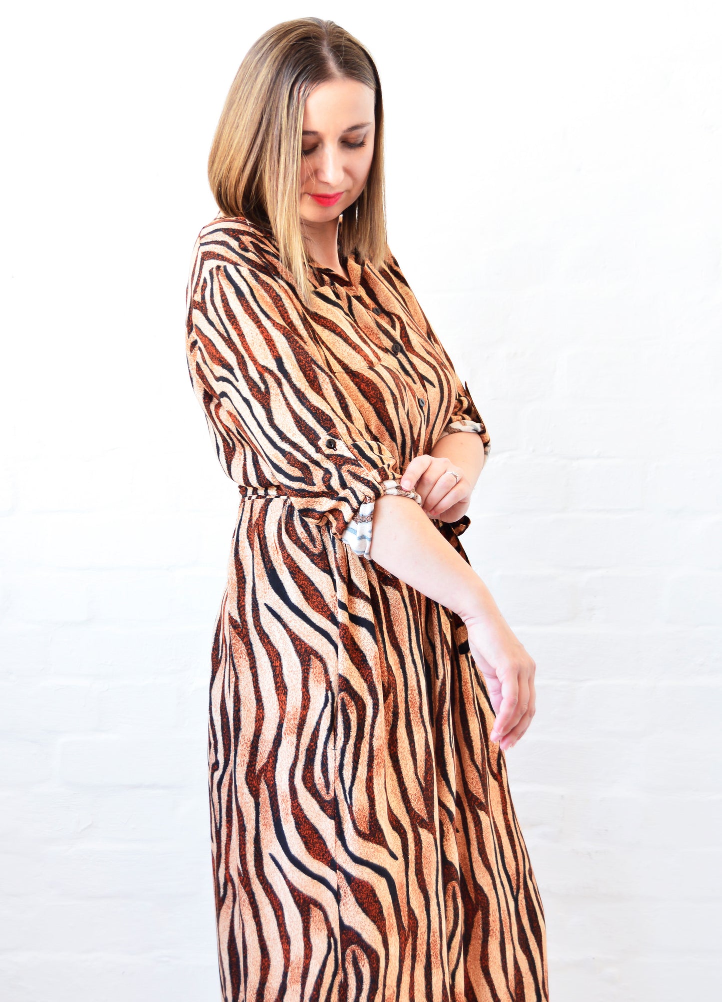 Ivy Shirt Dress in caramel Tiger Wave print
