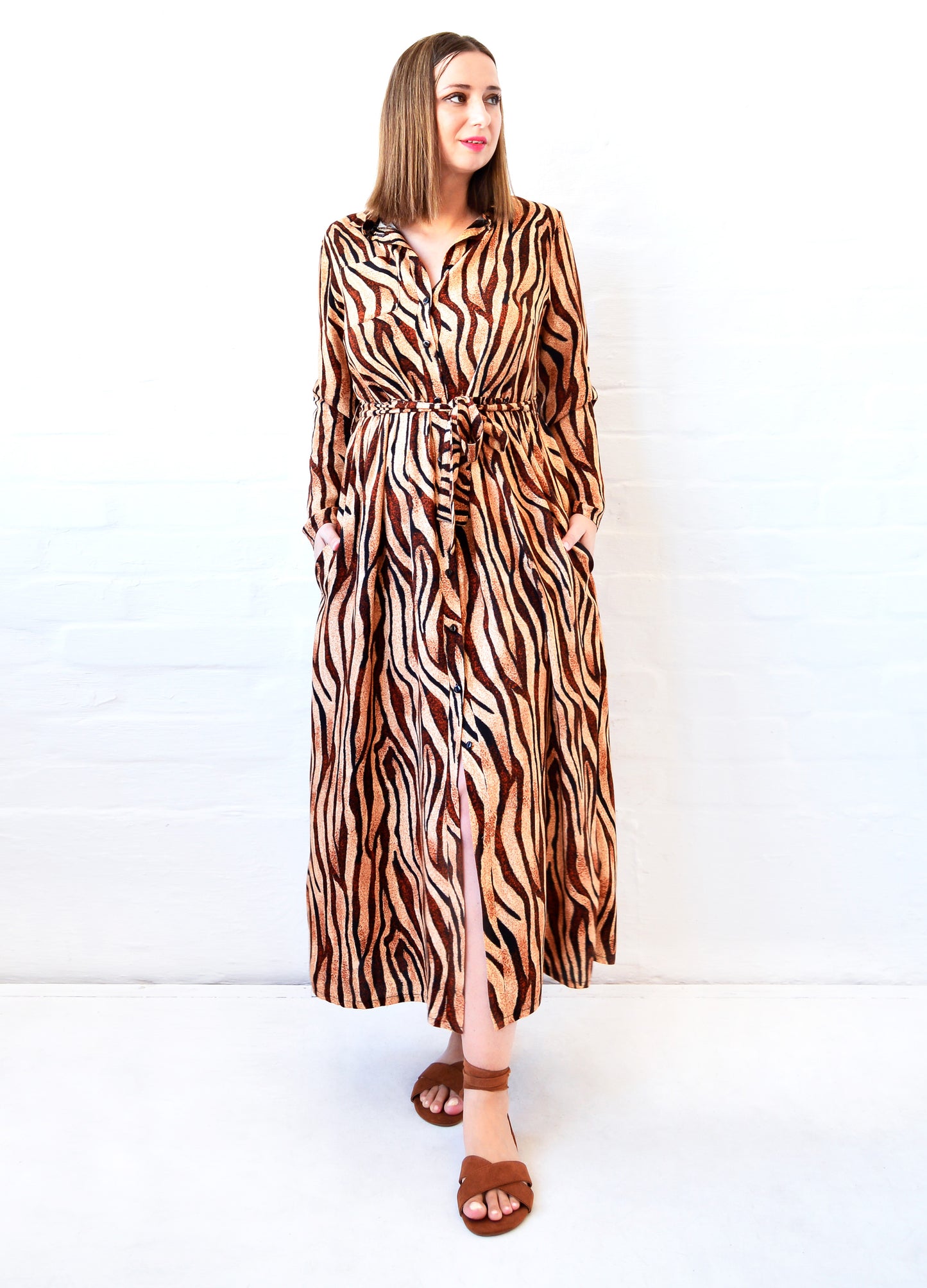 Ivy Shirt Dress in caramel Tiger Wave print size 32- 40