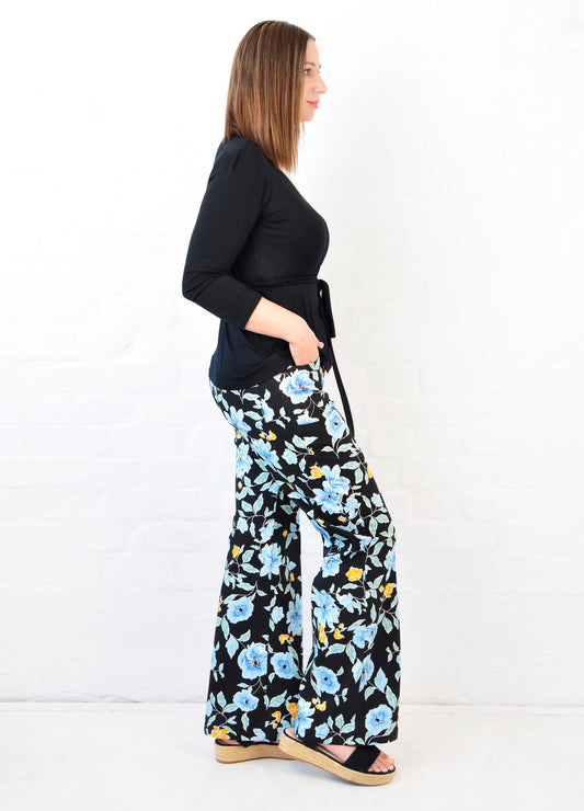 Jessica wide-leg trousers in black Poppies print