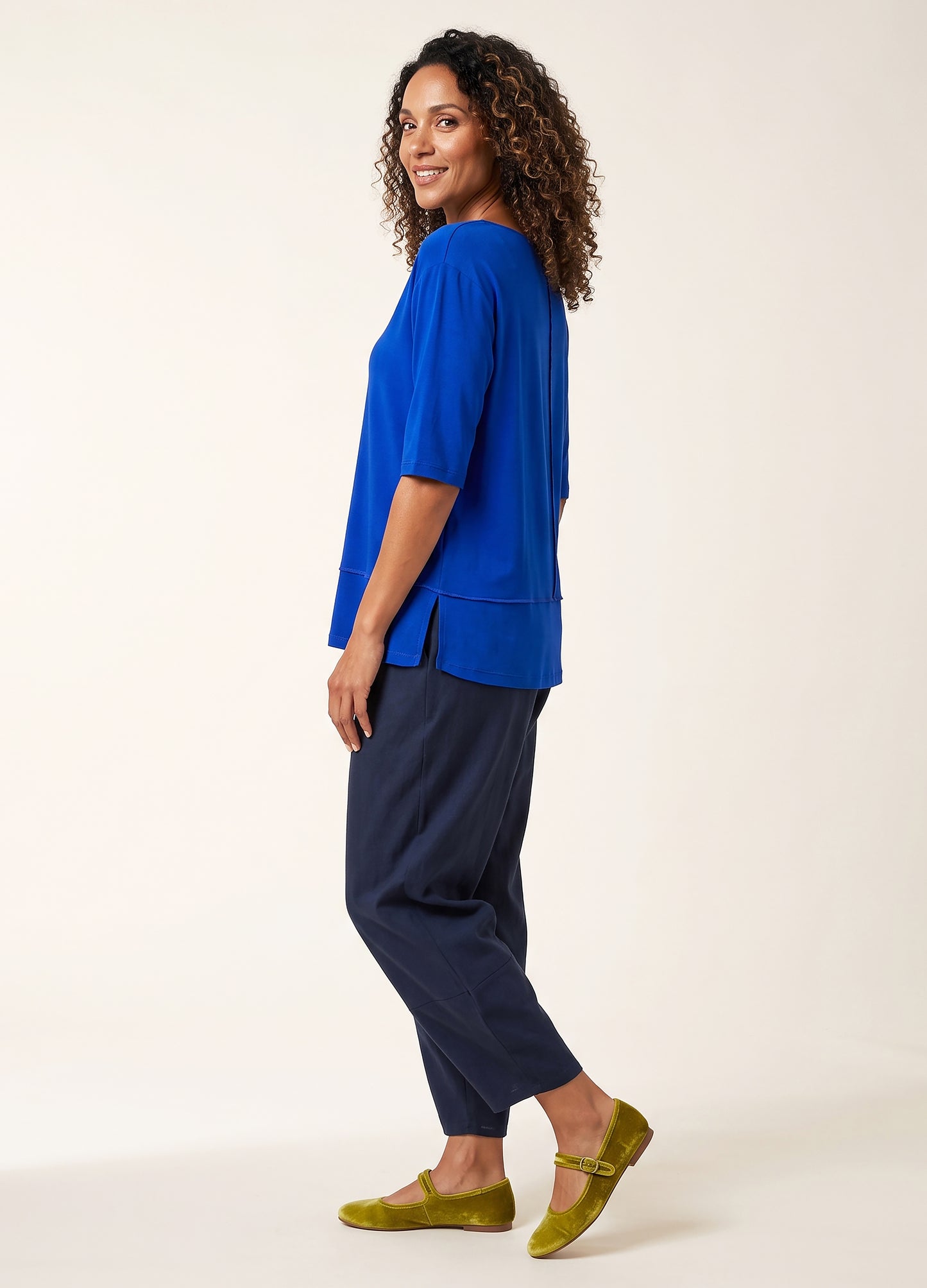 Lourdes easy-fit T-shirt inSapphire