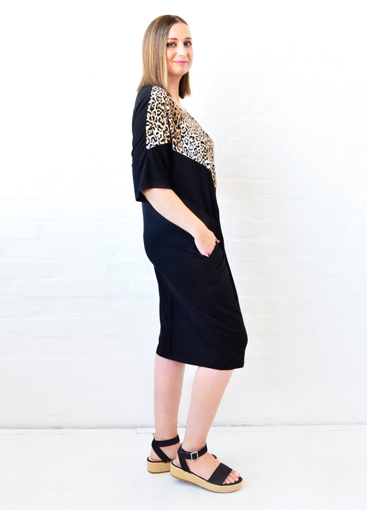 Manon Dress in black & stone Lynx rib