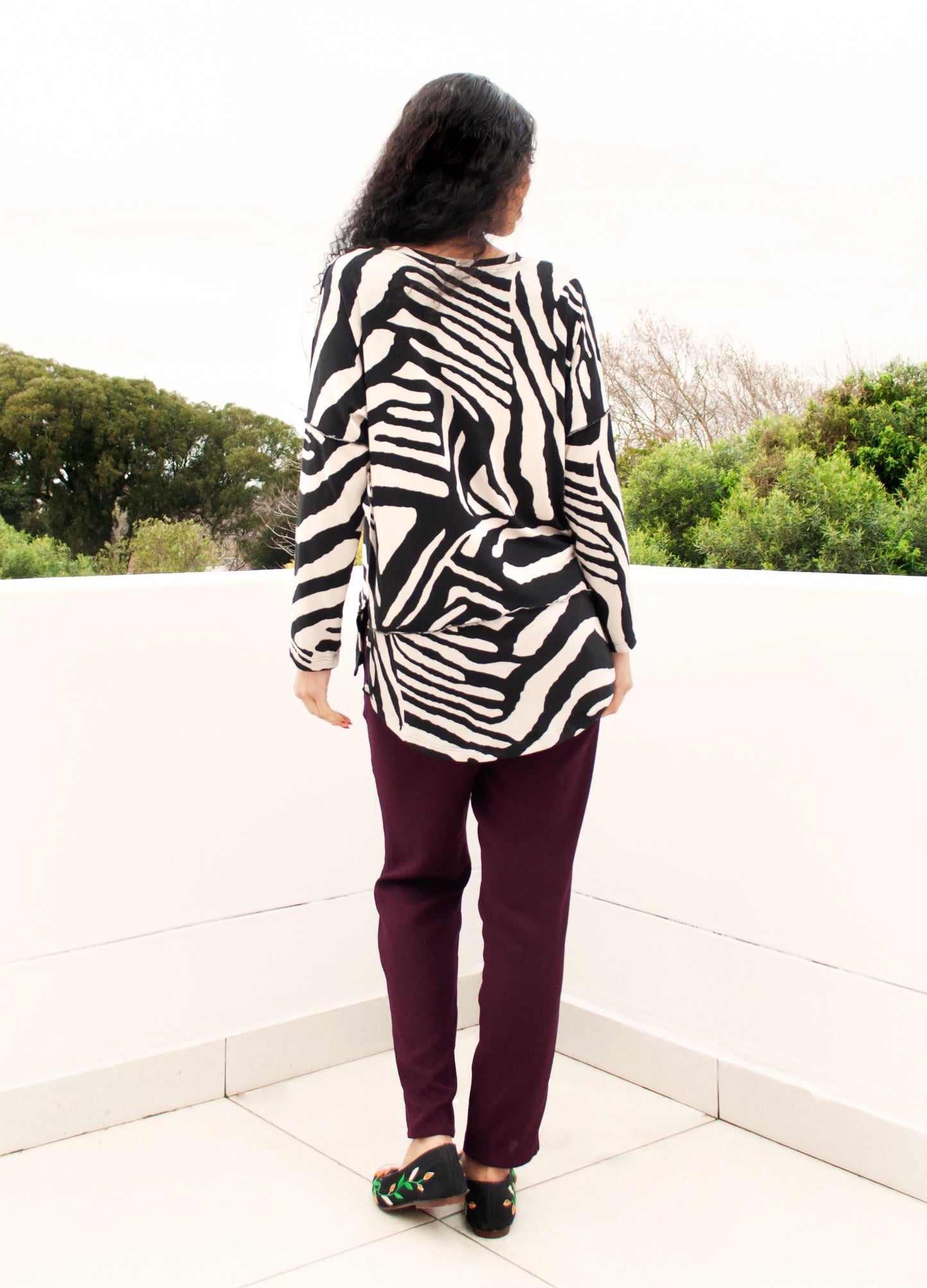 Nelly pullover in black Zora print knit