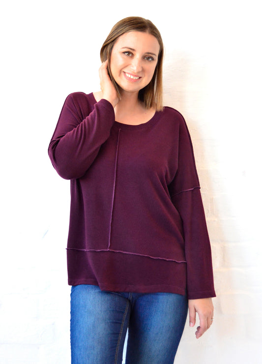 Nelly pullover in Plum knit