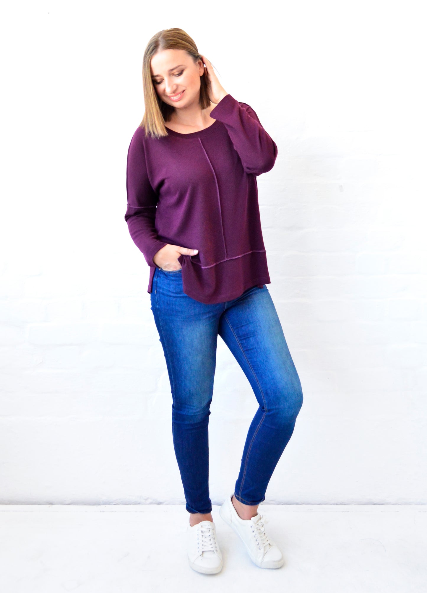 Nelly pullover in Plum knit