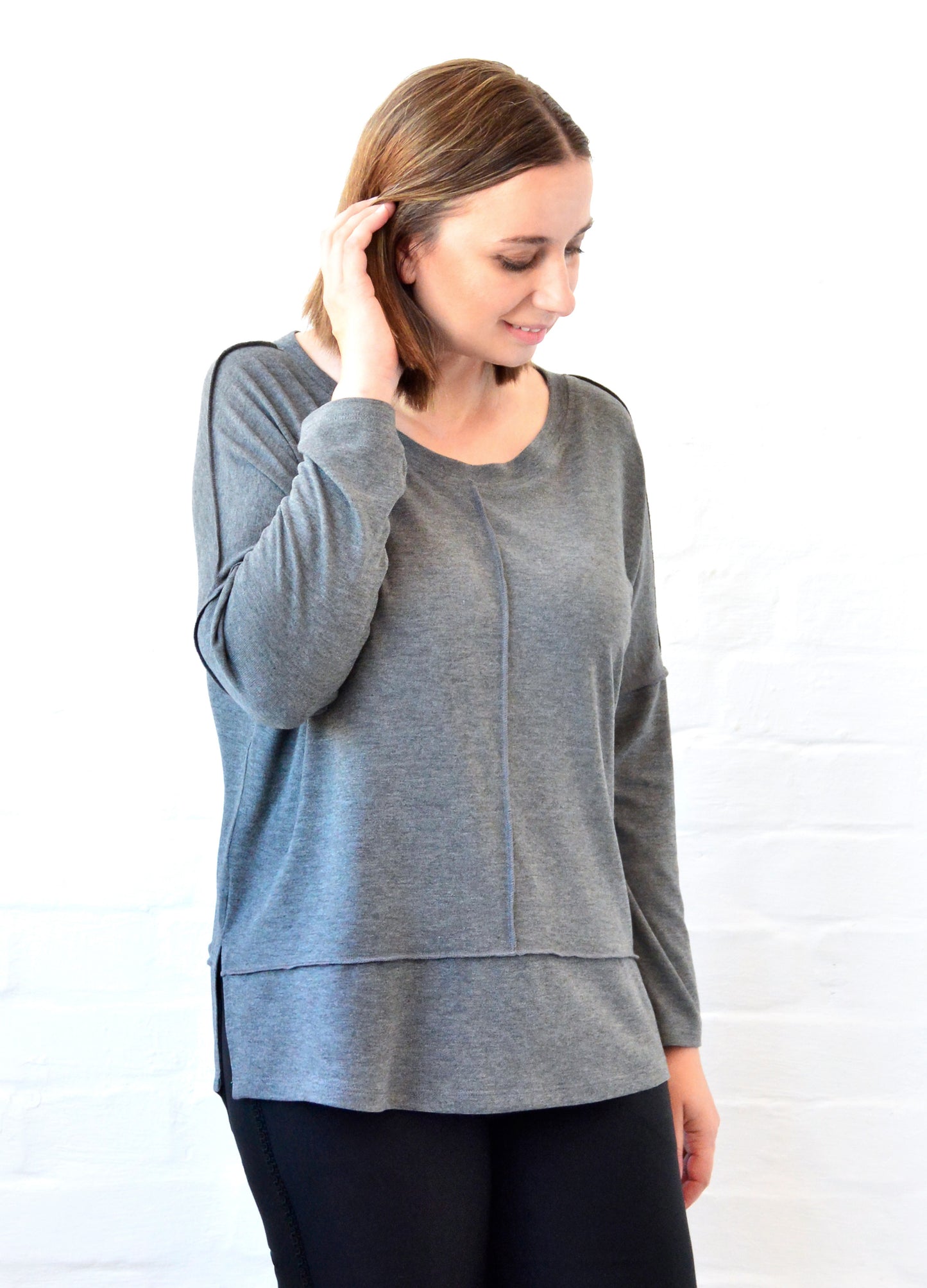 Nelly pullover in Pebble Melange