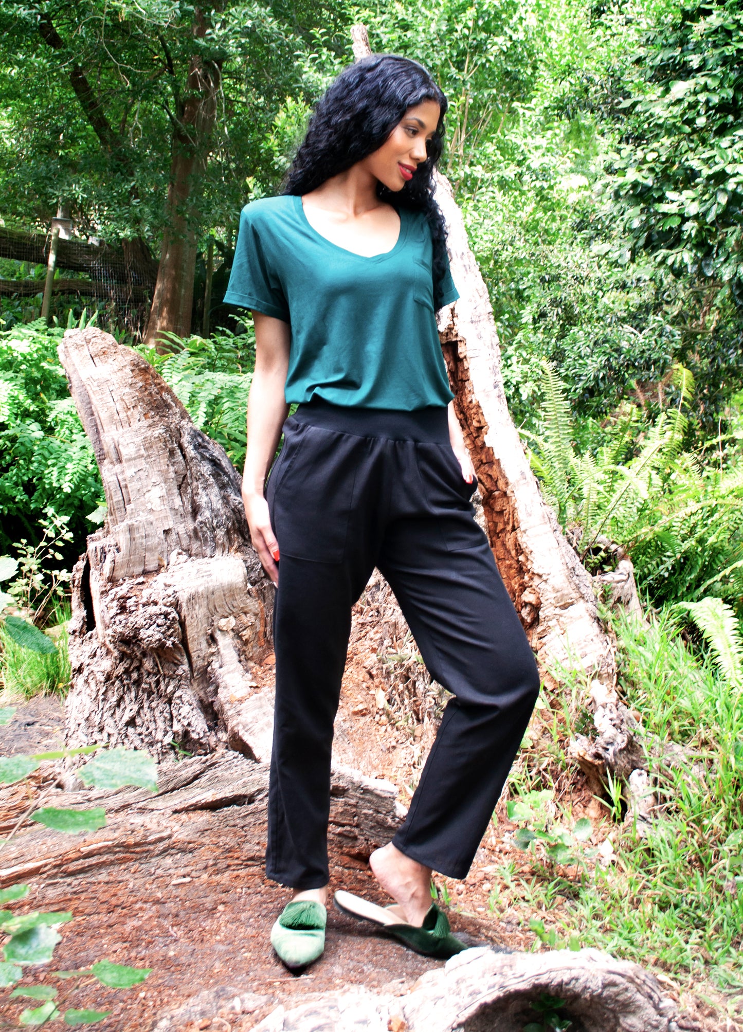 River jogger in Black linen blend