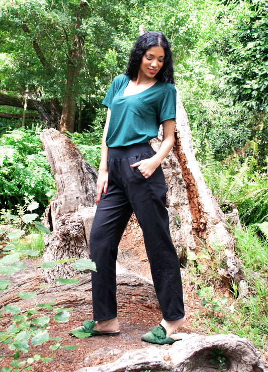 River jogger in Black linen blend
