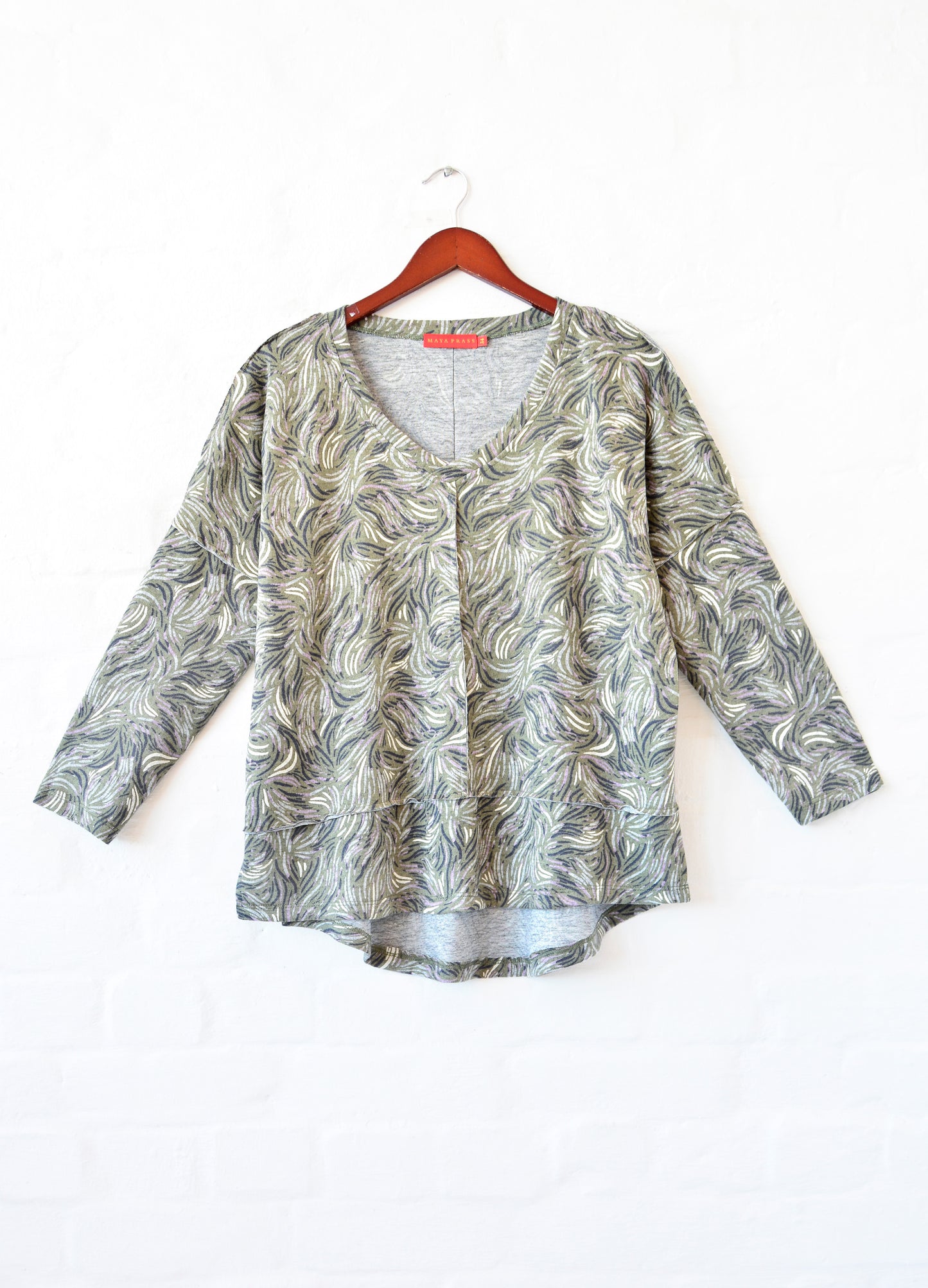 Roma Pullover in olive Huckleberry print