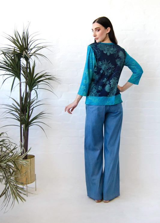 Eva cardigan in navy Fynbos Frenzy