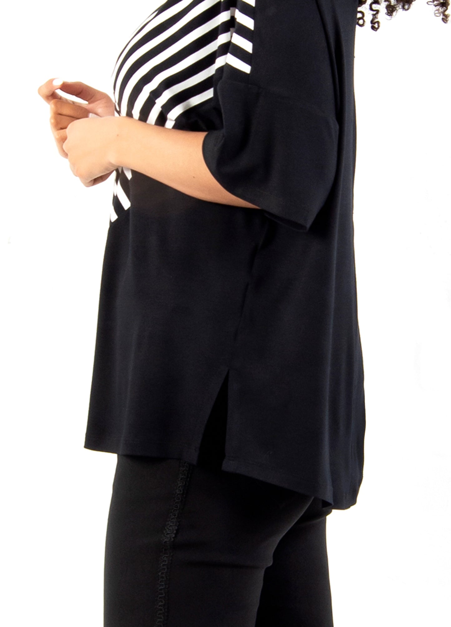 Jolie Pullover in Black and stripe