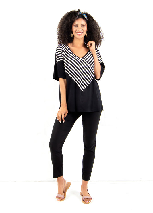 Jolie Pullover in Black and stripe