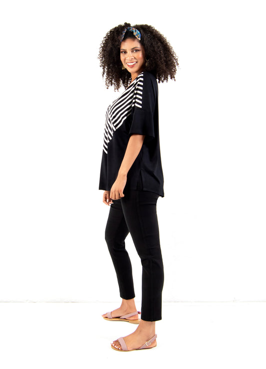 Jolie Pullover in Black and stripe