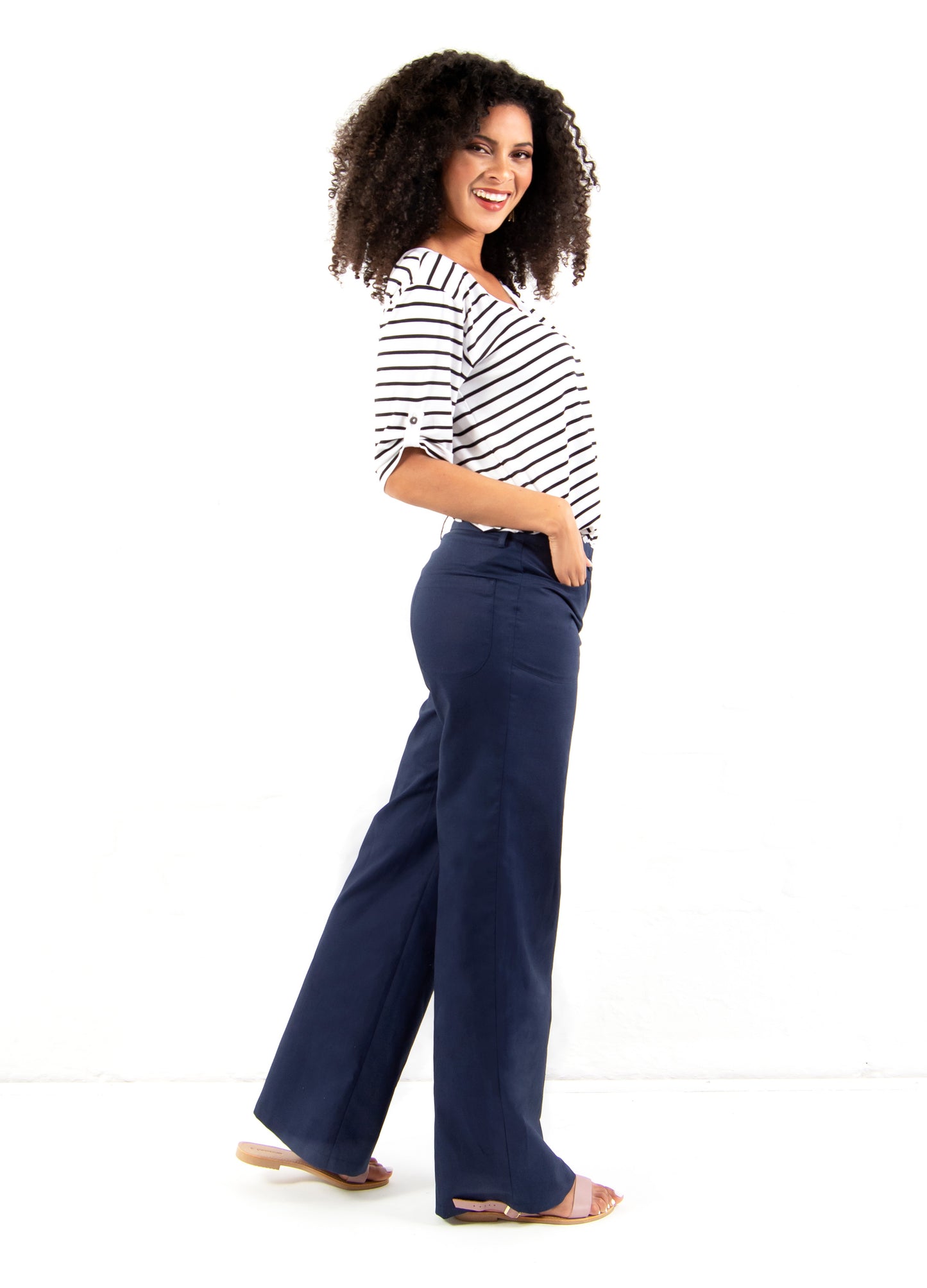 Lin Wide-Leg Trousers in Navy linen blend