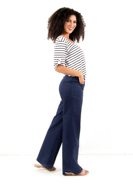 Lin Wide-Leg Trousers in Navy