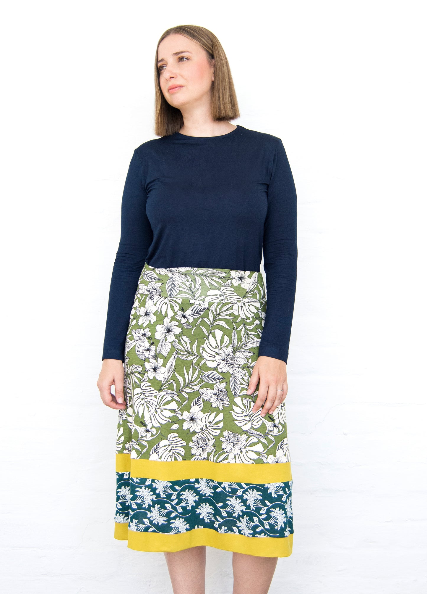 Dahlia Skirt in olive Carolina Floral