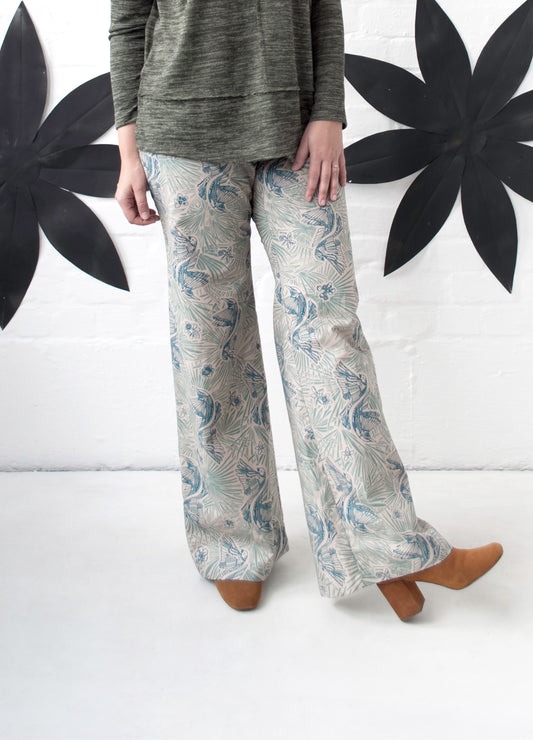 Savannah Trouser in stone Paradise Birds size 40